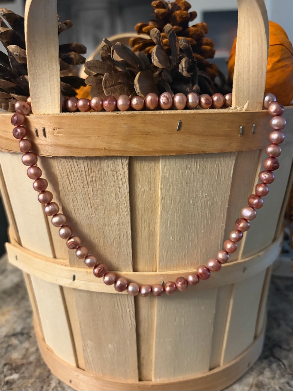 Lustrous Rose Pearl Necklace - Elegant Pink Strand